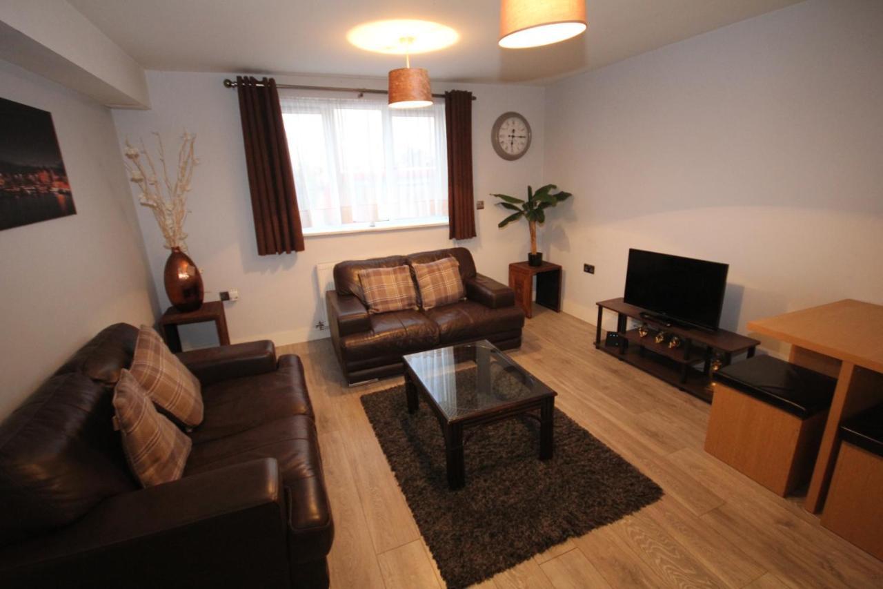 Holden Court Apartments - Apt 3 West Drayton  Ngoại thất bức ảnh